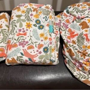 Floral and Animal Print Twin Fleece Bedding Set